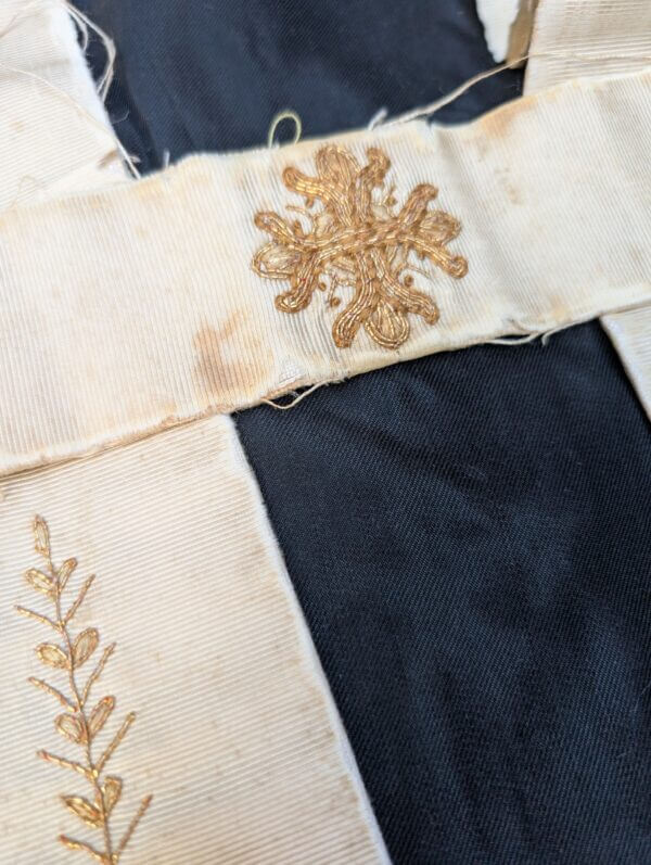 Fantastic Time Ravaged Antique Ivory & Gold Stole