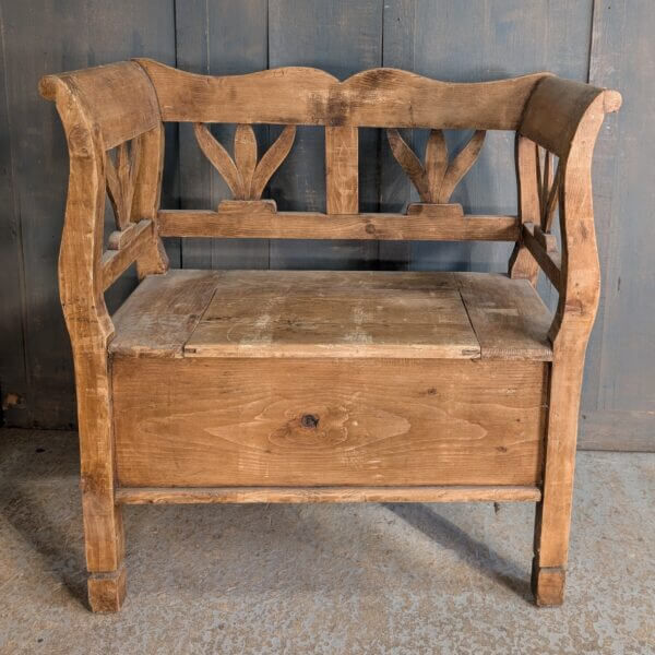 Small Austro-Hungarian Vintage Pine Storage Monks Bench