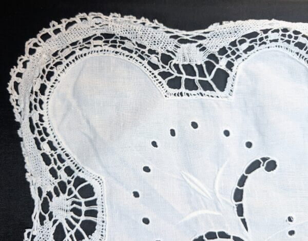 Communion Linen #7 - Beautiful Linen & Cotton Lace Altar Table Cloth Fair Linen