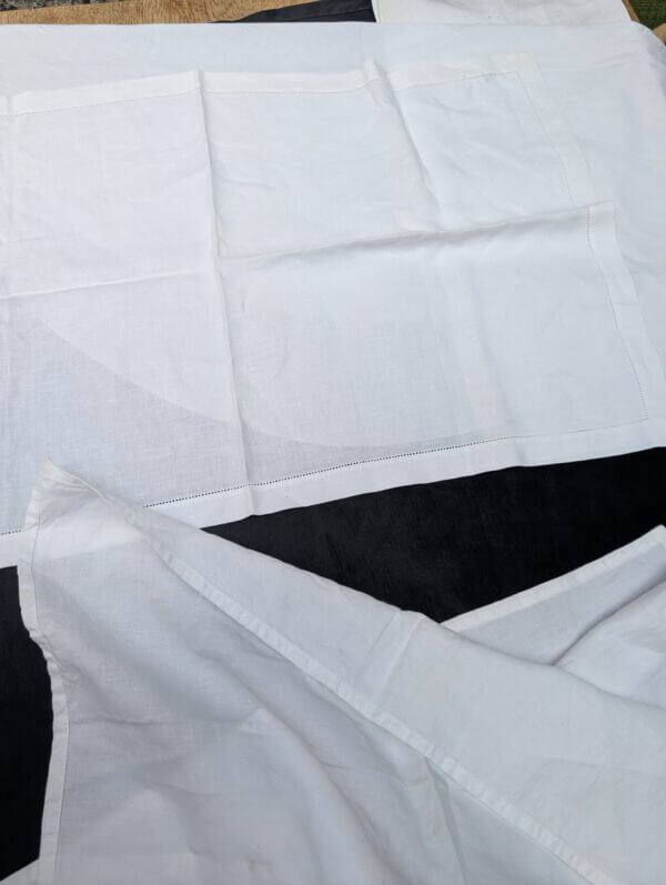 Communion Linen #12 - 2 Communion Linen Set Embroidered Bags plus 6 Corporals