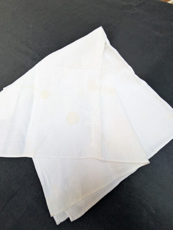 Communion Linen #12 - 2 Communion Linen Set Embroidered Bags plus 6 Corporals