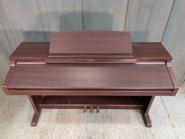 Fully Functioning Technics SX-PX334 Polyphonic Keyboard Electronic Organ Piano