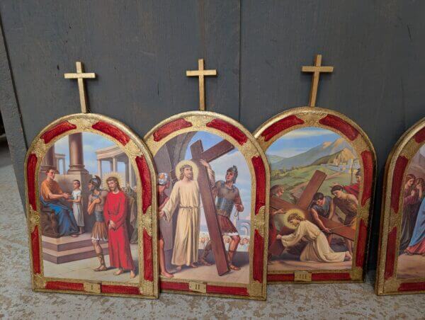 Italian Set of 15 Stations of the Cross with Crosses