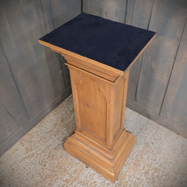 Larger Size Simple Gothic Pine Statue Plinth