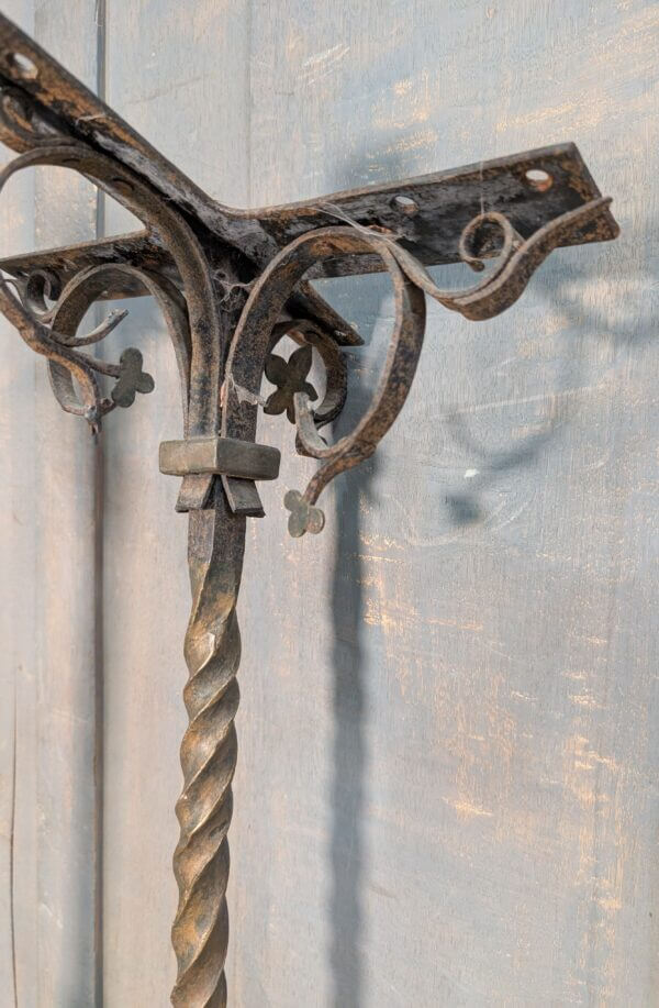 Four Victorian Cast Iron Upstands from a Prayer Rail