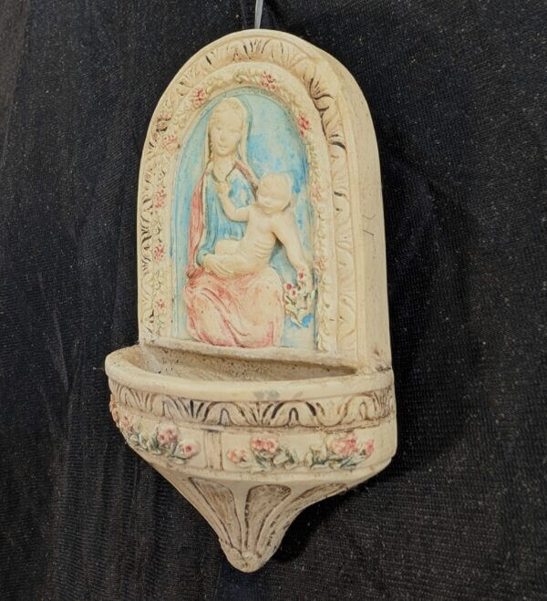 Small Italian Della Robbia Style Heavy Resin Piscina Holywater Font Stoop