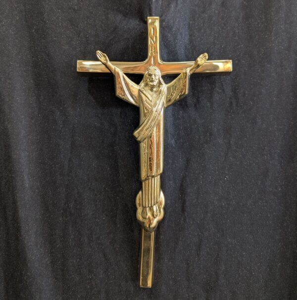 Modern Polished Brass 'Christ the Redeemer' Wall Hanging Crucifix