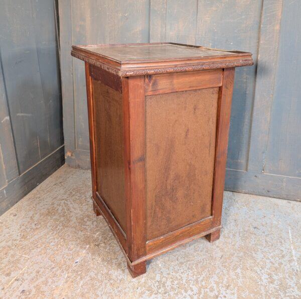 Simple Plain Basically Home Made Statue Stand