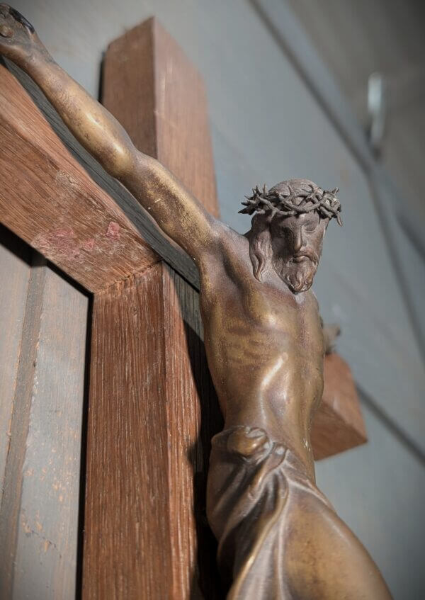 Early 1900's Extremely Heavy Bronze & Oak Medium Size Wall Crucifix