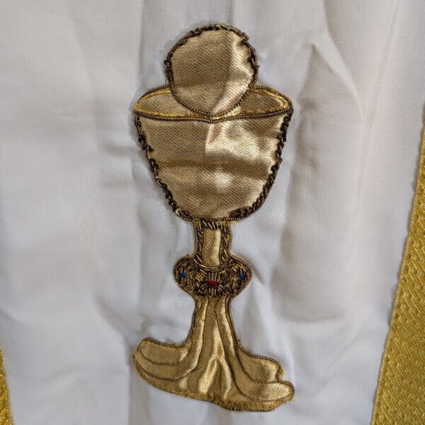 Modern 1980's Buttermilk Chasuble with Gold Orphreys Chalice & Lilies