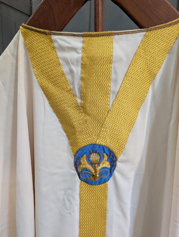 Modern 1980's Buttermilk Chasuble with Gold Orphreys Chalice & Lilies