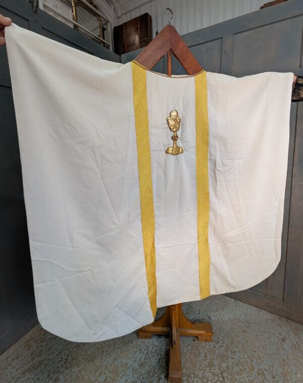 Modern 1980's Buttermilk Chasuble with Gold Orphreys Chalice & Lilies