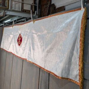 Long Diamond White Humeral Veil Priests Garment with Bullion Embroidered Shield