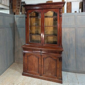 Fine Mahogany Victorian Chiffonier Bookcase with Detailing