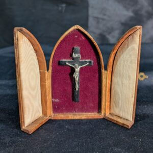Travelling Leather Bound 1920's Vintage Triptych Crucifix
