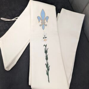 White Large Modern Stole with Lily & Marian Fleur de Lys